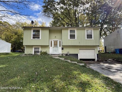 Photo of 4345 Foxchapel Road, Toledo, OH 43607 (MLS # 10000534)