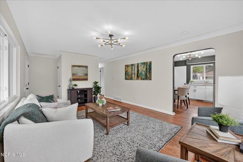 Tiny photo for 826 Ranch Drive, Toledo, OH 43607 (MLS # 10006552)