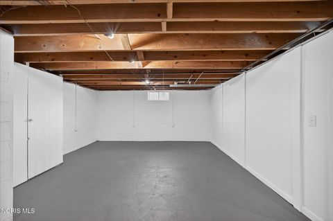 Tiny photo for 826 Ranch Drive, Toledo, OH 43607 (MLS # 10006552)