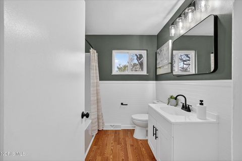 Tiny photo for 826 Ranch Drive, Toledo, OH 43607 (MLS # 10006552)