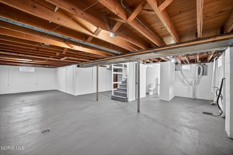 Tiny photo for 826 Ranch Drive, Toledo, OH 43607 (MLS # 10006552)