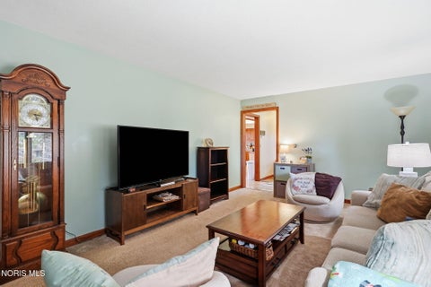 Tiny photo for 416 Rilla Road, Findlay, OH 45840 (MLS # 10012129)