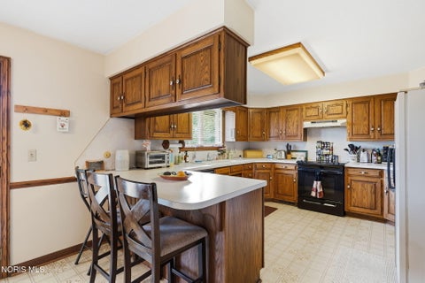 Tiny photo for 416 Rilla Road, Findlay, OH 45840 (MLS # 10012129)