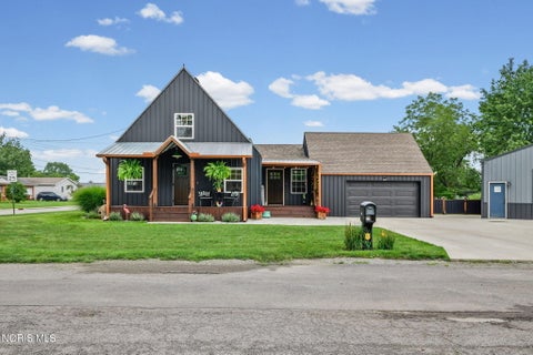Photo of 1600 Logan Avenue, Findlay, OH 45840 (MLS # 10012131)