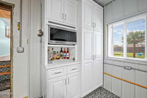 Tiny photo for 1600 Logan Avenue, Findlay, OH 45840 (MLS # 10012131)