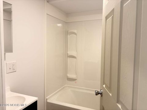 Tiny photo for 5228 Rowland Road, Toledo, OH 43613 (MLS # 10003239)