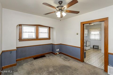 Tiny photo for 4314 Commonwealth Avenue, Toledo, OH 43612 (MLS # 10007173)