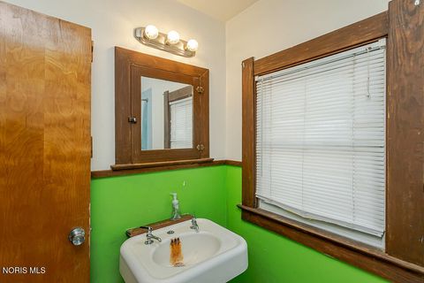 Tiny photo for 4314 Commonwealth Avenue, Toledo, OH 43612 (MLS # 10007173)