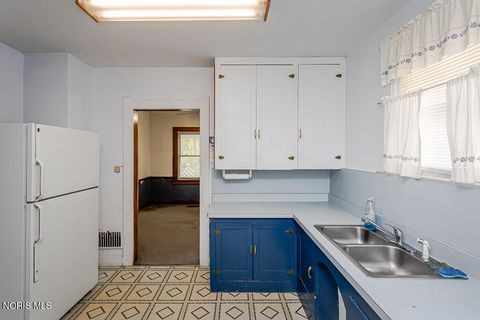 Tiny photo for 4314 Commonwealth Avenue, Toledo, OH 43612 (MLS # 10007173)
