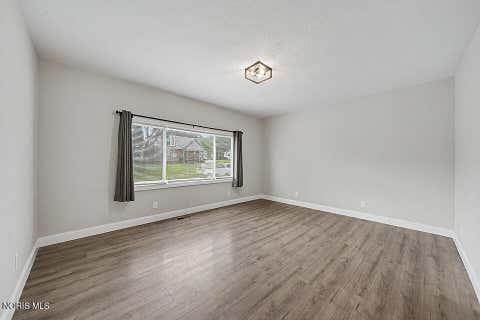 Tiny photo for 622 E Franklin Street, Kenton, OH 43326 (MLS # 10011833)