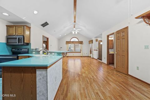 Tiny photo for 1313 Columbus Avenue #Unit C, Fostoria, OH 44830 (MLS # 10005079)