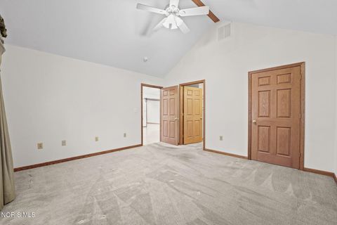 Tiny photo for 1313 Columbus Avenue #Unit C, Fostoria, OH 44830 (MLS # 10005079)