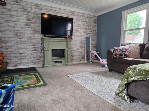 Tiny photo for 5841 Pickard Drive, Toledo, OH 43613 (MLS # 10009496)