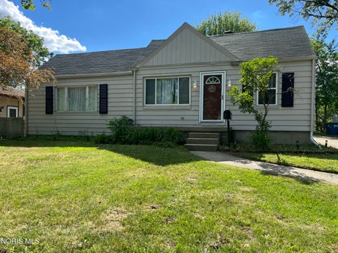 Tiny photo for 5841 Pickard Drive, Toledo, OH 43613 (MLS # 10009496)