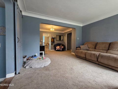 Tiny photo for 5841 Pickard Drive, Toledo, OH 43613 (MLS # 10009496)