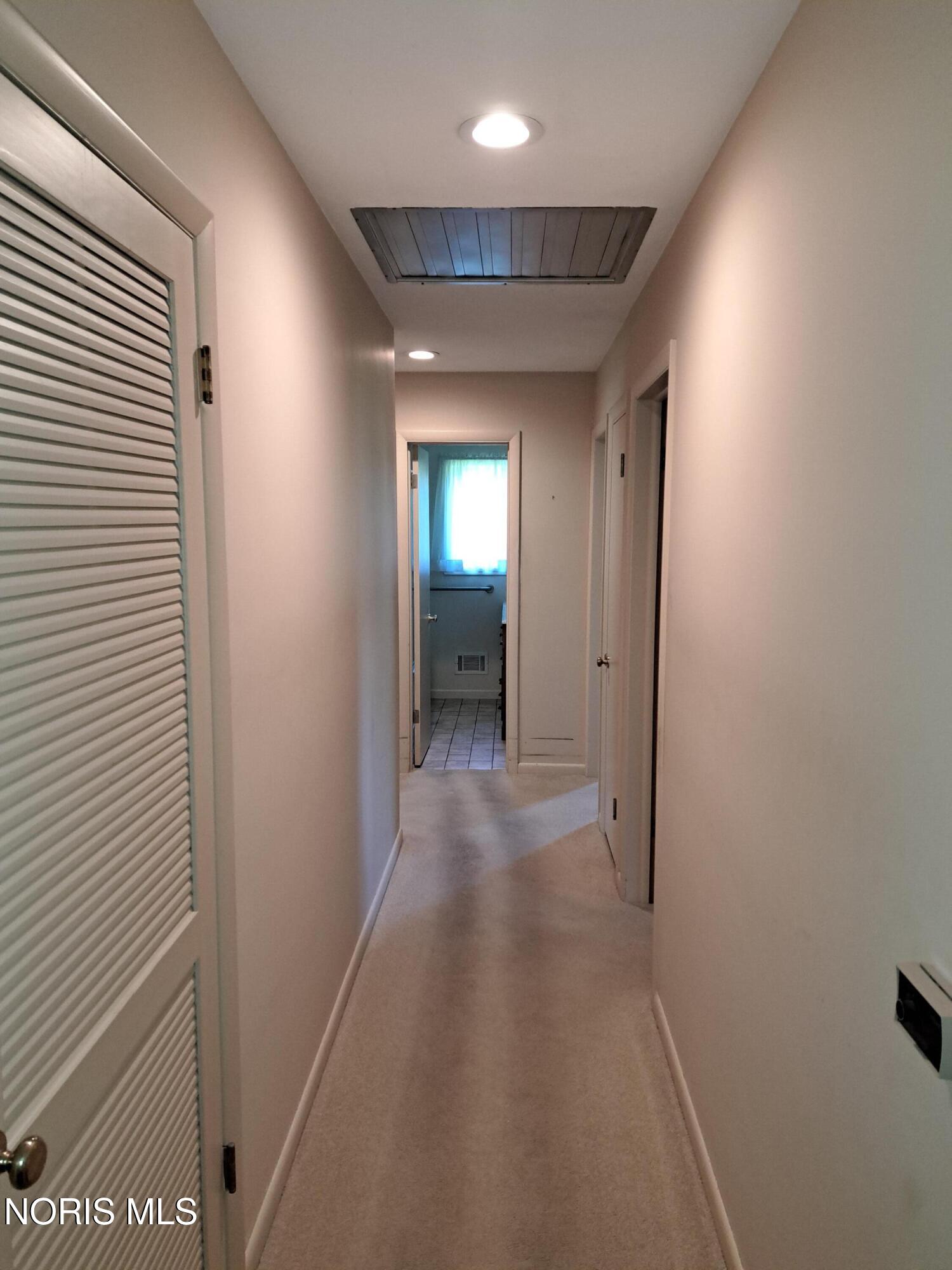 300 Mohican Road