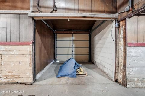 Tiny photo for 6945 Garden Road, Maumee, OH 43537 (MLS # 10001498)