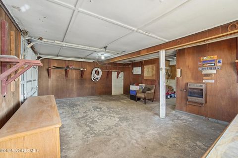 Tiny photo for 6945 Garden Road, Maumee, OH 43537 (MLS # 10001498)