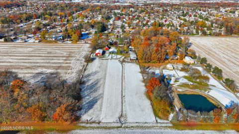 Tiny photo for 6945 Garden Road, Maumee, OH 43537 (MLS # 10001498)