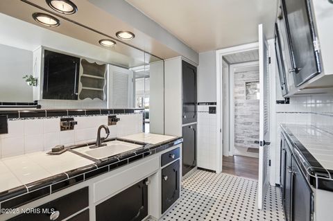 Tiny photo for 6945 Garden Road, Maumee, OH 43537 (MLS # 10001498)