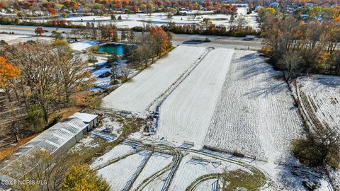 Tiny photo for 6945 Garden Road, Maumee, OH 43537 (MLS # 10001498)