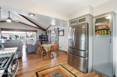 Tiny photo for 6945 Garden Road, Maumee, OH 43537 (MLS # 10001498)