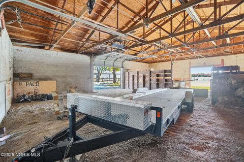 Tiny photo for 6945 Garden Road, Maumee, OH 43537 (MLS # 10001498)