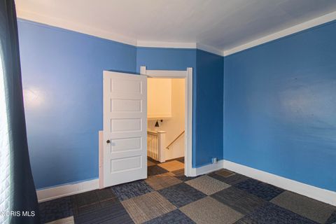 Tiny photo for 2422 Lawrence Avenue, Toledo, OH 43620 (MLS # 10006623)