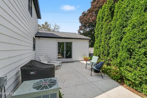 Tiny photo for 401 Orchard View Drive, Maumee, OH 43537 (MLS # 10013434)