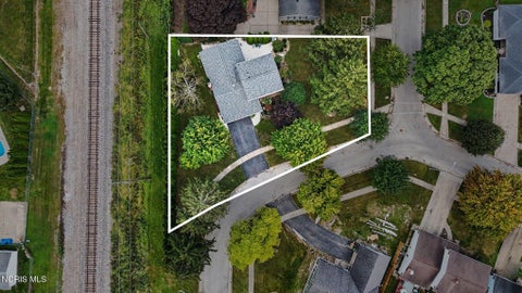 Tiny photo for 401 Orchard View Drive, Maumee, OH 43537 (MLS # 10013434)