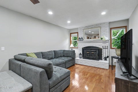 Tiny photo for 401 Orchard View Drive, Maumee, OH 43537 (MLS # 10013434)