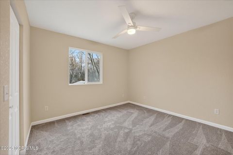 Tiny photo for 1107 Lemoyne Road, Northwood, OH 43619 (MLS # 10003186)