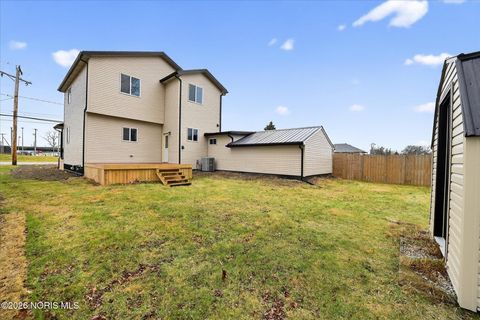 Tiny photo for 1107 Lemoyne Road, Northwood, OH 43619 (MLS # 10003186)