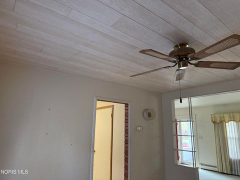 Tiny photo for 918 Birdseye Boulevard, Fremont, OH 43420 (MLS # 10006548)