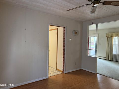 Tiny photo for 918 Birdseye Boulevard, Fremont, OH 43420 (MLS # 10006548)