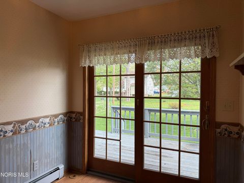 Tiny photo for 918 Birdseye Boulevard, Fremont, OH 43420 (MLS # 10006548)