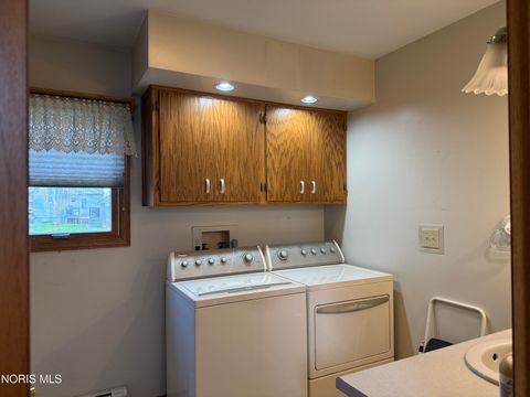 Tiny photo for 918 Birdseye Boulevard, Fremont, OH 43420 (MLS # 10006548)