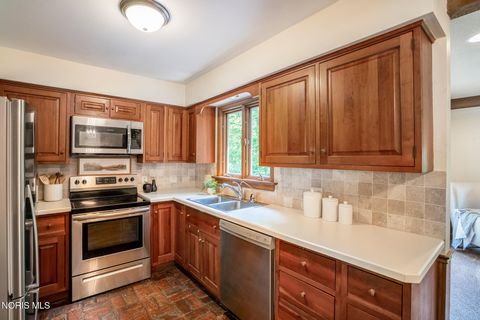 Tiny photo for 4537 Ginger Trail, Toledo, OH 43623 (MLS # 10007889)