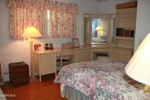 Tiny photo for 800 E Broadway Avenue, Defiance, OH 43512 (MLS # 10011411)