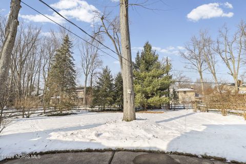 Tiny photo for 6928 Williamsburg Drive, Sylvania, OH 43560 (MLS # 10004030)