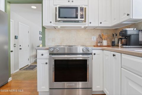 Tiny photo for 6928 Williamsburg Drive, Sylvania, OH 43560 (MLS # 10004030)