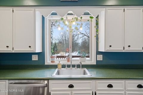 Tiny photo for 8215 Heller Road, Whitehouse, OH 43571 (MLS # 10003746)