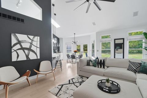 Tiny photo for 872 Cherry Street, Perrysburg, OH 43551 (MLS # 6136091)