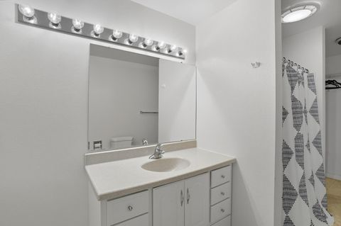 Tiny photo for 872 Cherry Street, Perrysburg, OH 43551 (MLS # 6136091)