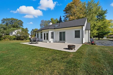 Tiny photo for 872 Cherry Street, Perrysburg, OH 43551 (MLS # 6136091)