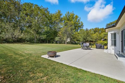 Tiny photo for 872 Cherry Street, Perrysburg, OH 43551 (MLS # 6136091)