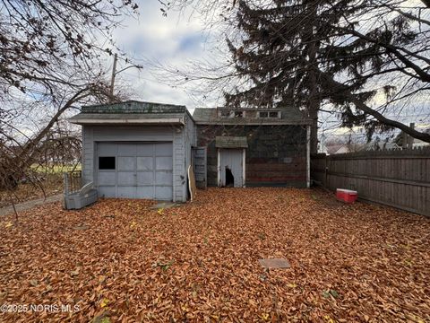 Tiny photo for 332 Kosciusko Street, Toledo, OH 43608 (MLS # 10001607)