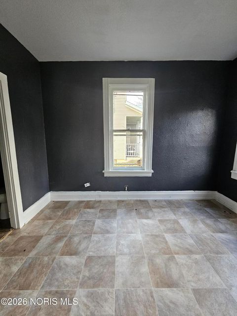 Tiny photo for 1015 Belmont Avenue, Toledo, OH 43607 (MLS # 10003930)