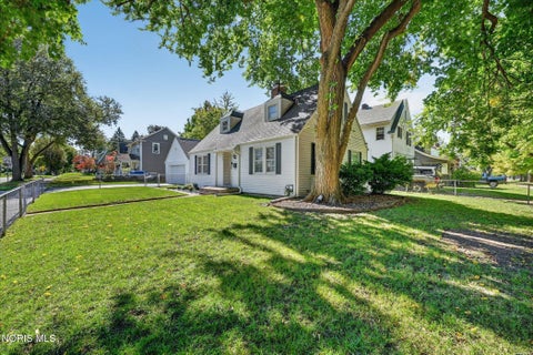 Tiny photo for 4441 Westway Street, Toledo, OH 43612 (MLS # 10014333)