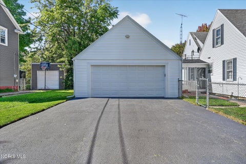 Tiny photo for 4441 Westway Street, Toledo, OH 43612 (MLS # 10014333)